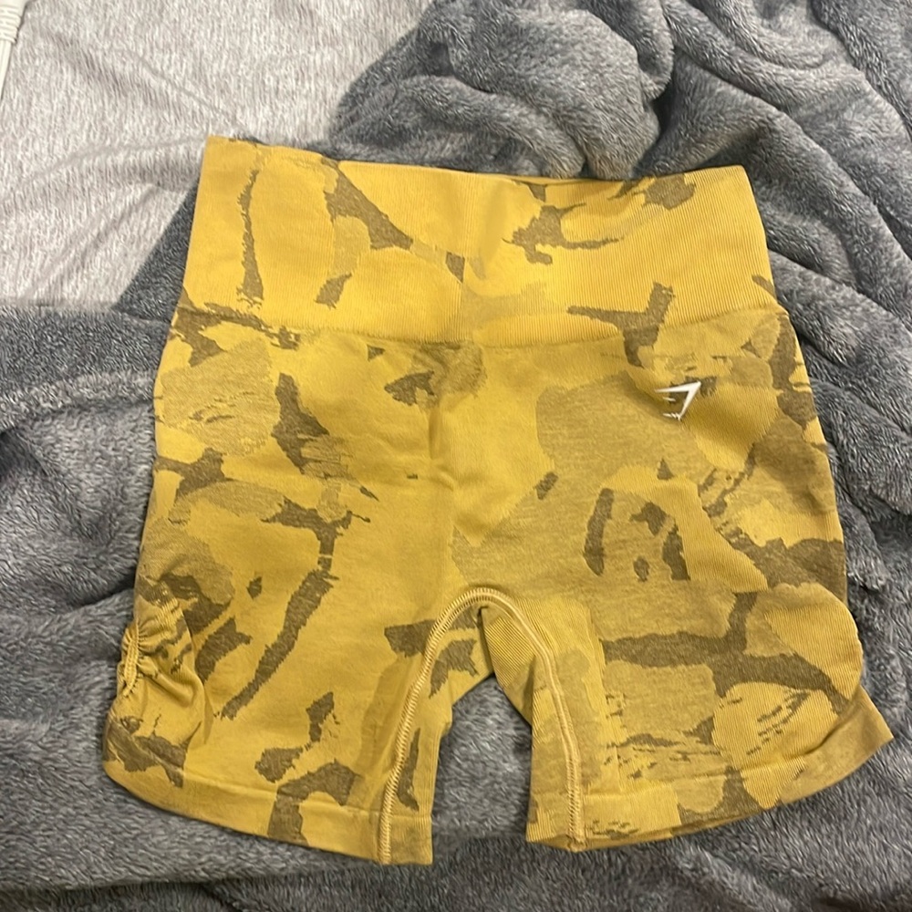 Gymshark cameo shirts